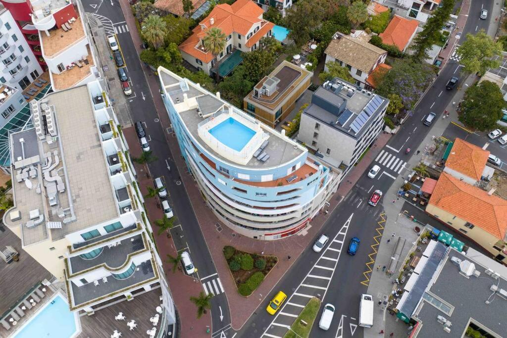 フンシャルBy The Sea III Lido - Com Piscinaアパートメント エクステリア 写真